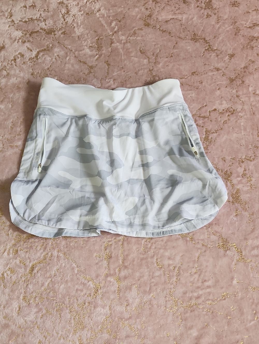 EMBRACE LIFE | White & Light Gray Camo Athletic Skort